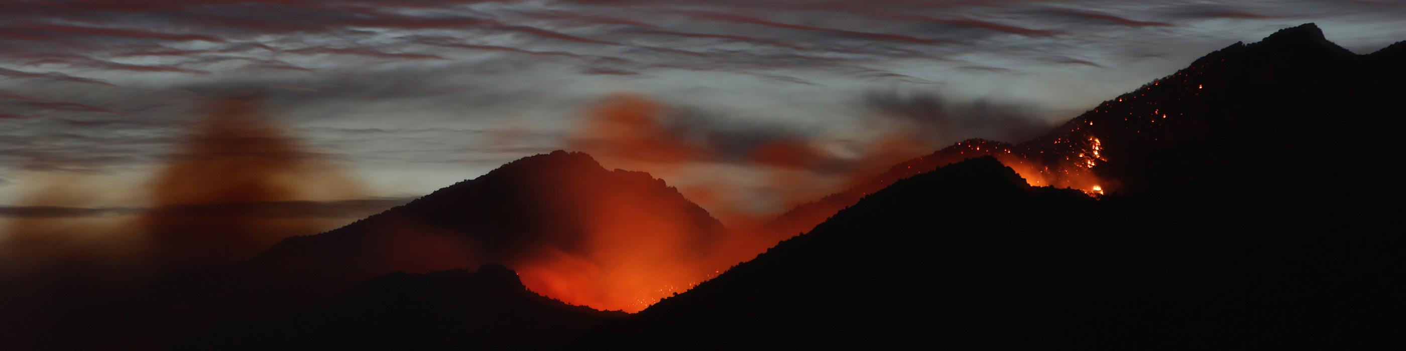 finger-rock-fire finger-rock-fire